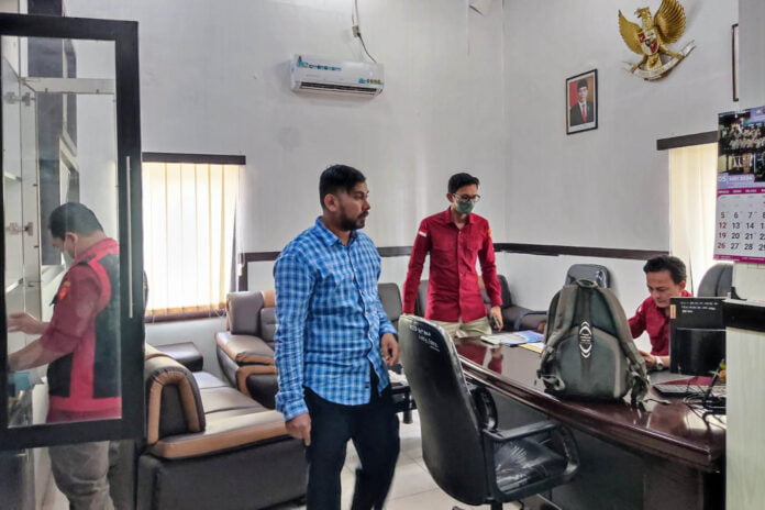 Kejaksaan Tinggi (Kejati) Aceh menggeledah Kantor Badan Reintegrasi Aceh (BRA) pada Rabu, (15/5/2024).