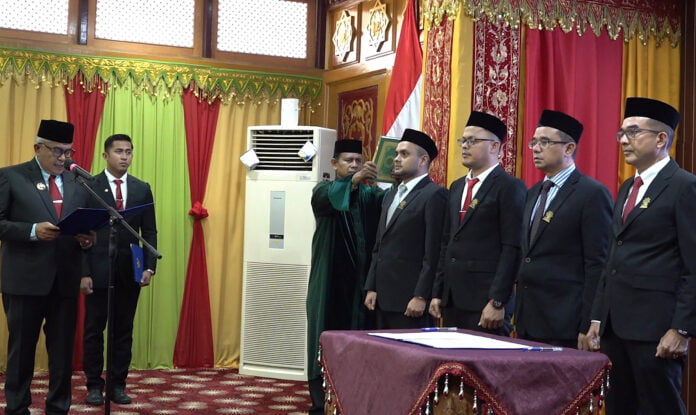 Pj Gubernur Aceh Bustami Hamzah lantik Direksi PT PEMA