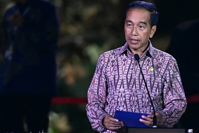 Presiden Jokowi esiden RI Joko Widodo (Jokowi) menjamu makan malam para pimpinan delegasi yang hadir dalam Konferensi Tingkat Tinggi (KTT) World Water Forum (WWF) ke-10.