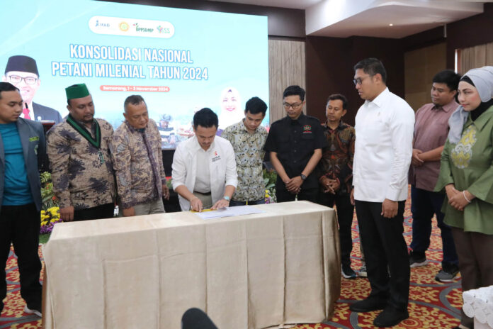 Wakil Menteri Pertanian (Wamentan), Sudaryono dinobatkan sebagai Bapak Pembina Petani Milenial