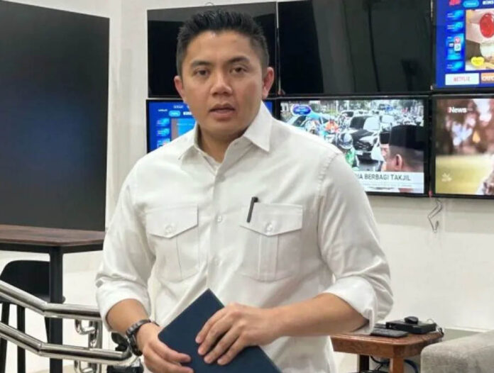 Teddy Indra Sekretaris Kabinet (Seskab)